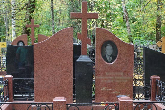 Памятник на двоих фото